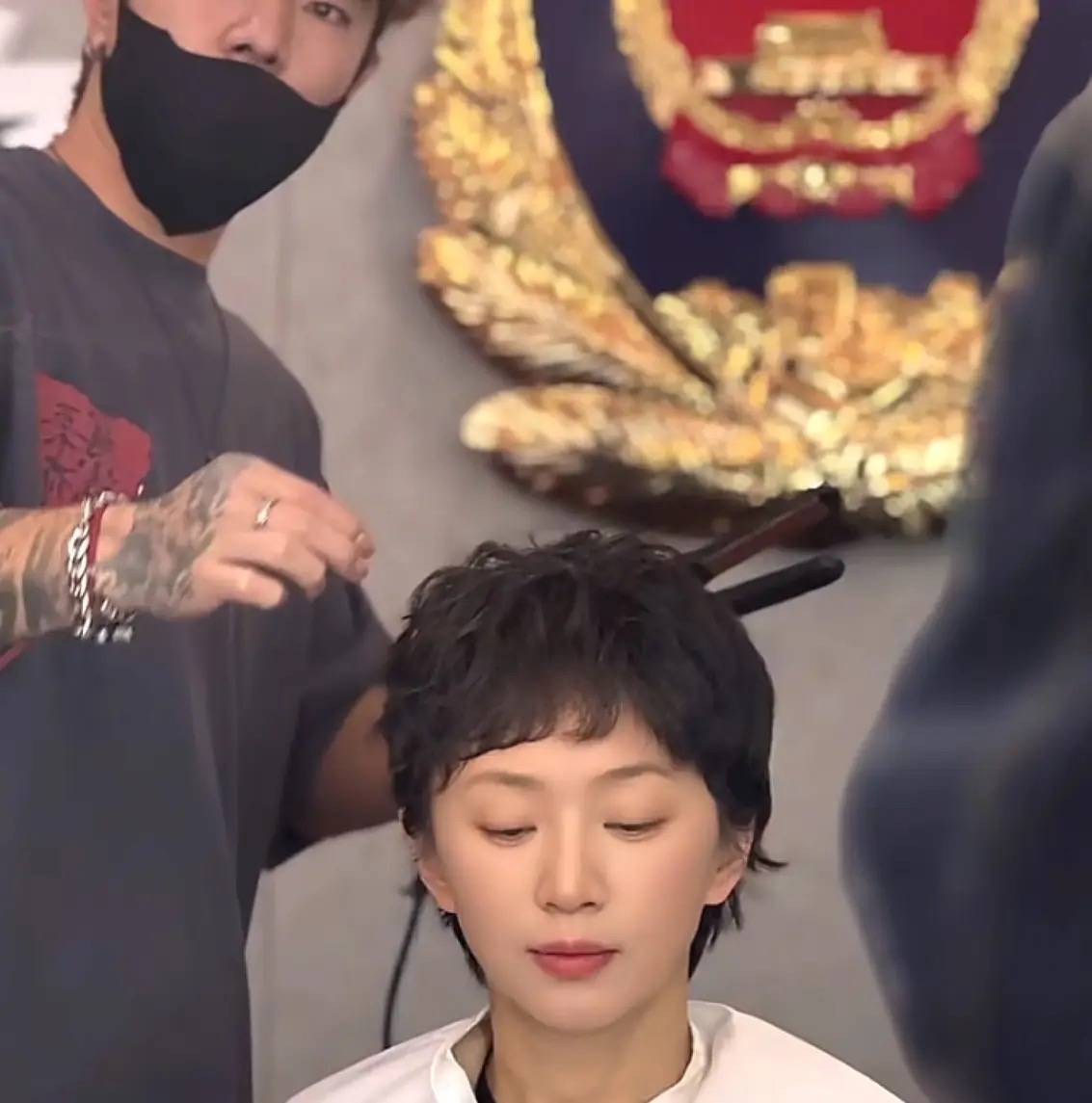 何晴去世后，许亚军第四任老婆张澍首发文，“一箭双雕”手段厉害