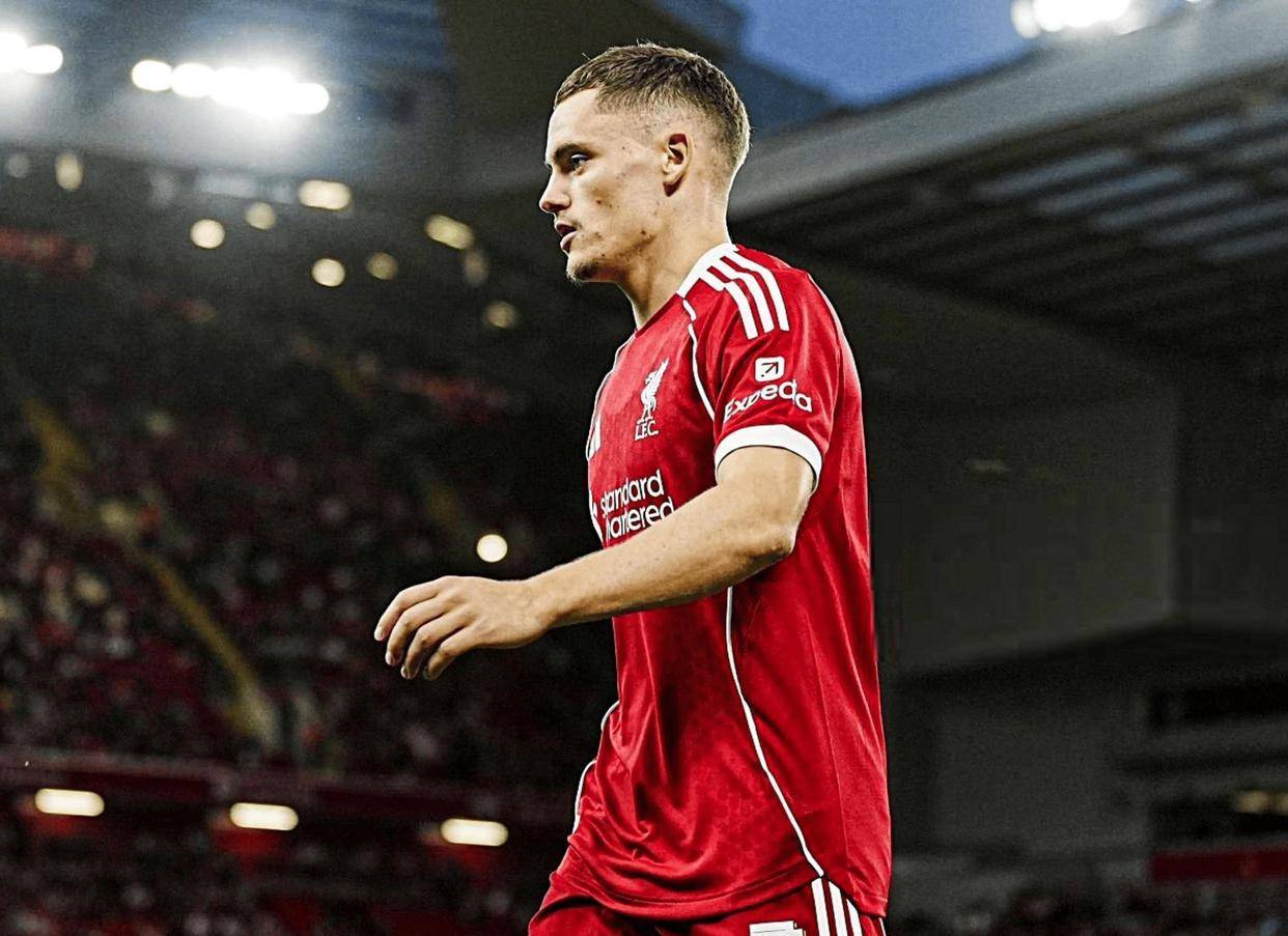 英格兰足球超级联赛险胜收官！利物浦2-1击败热刺英超最新积分榜公开曼城3-0轻取