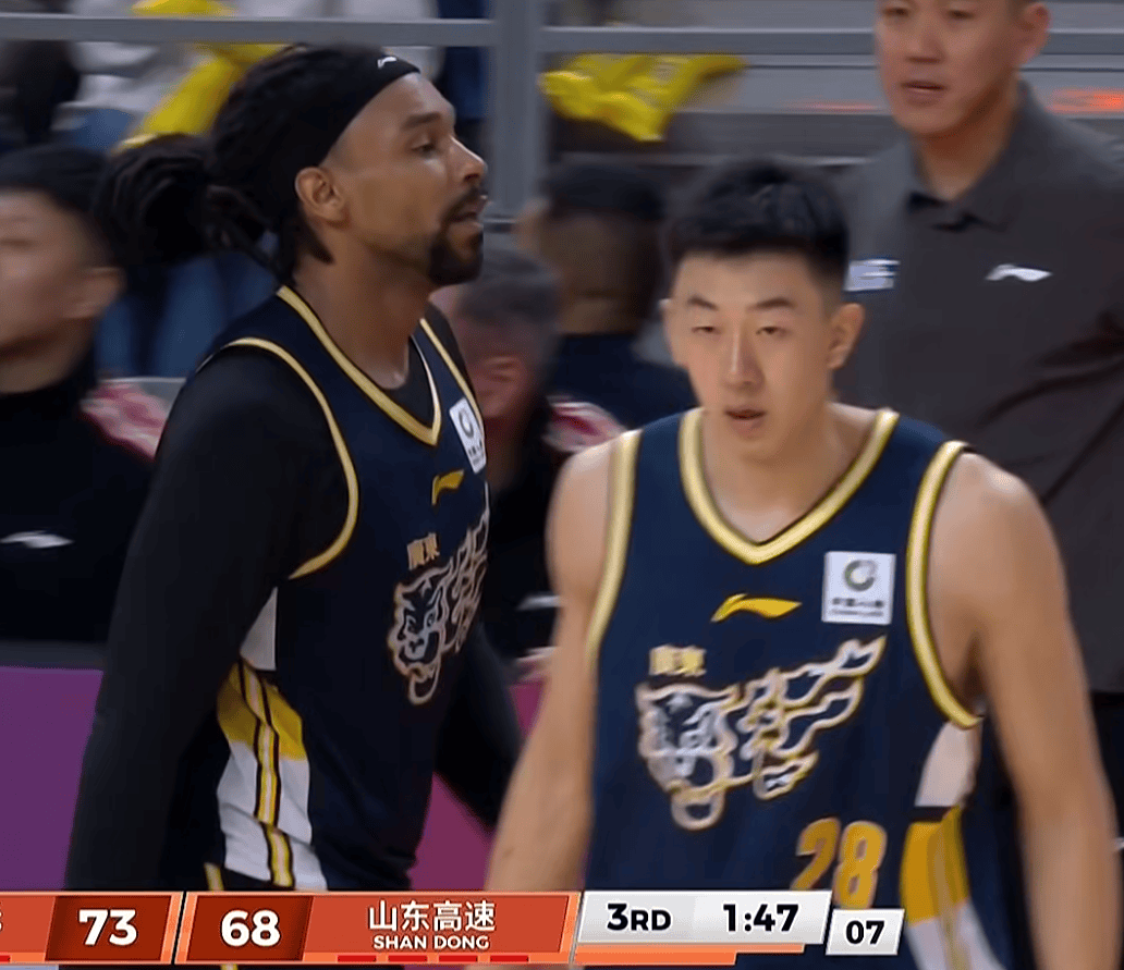 广东豪取六连胜！徐杰22+8创纪录三巨头合砍67+20杜锋险翻车CBA盘口与数据深度__今日CBA盘口分析·大小分策略·球队档案