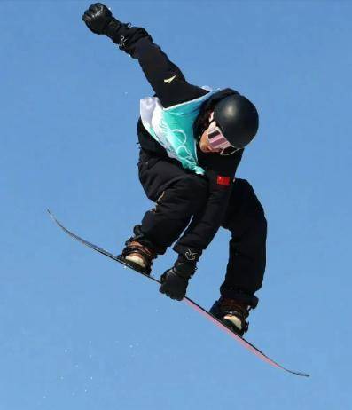 世界杯夺冠后苏翊鸣背靠背1980创吉尼斯纪录再让全世界刮目相看足球直播-NBA直播_英超_杯体育【超清在线观看】