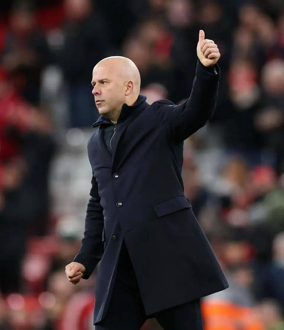 英格兰足球超级联赛英超争冠三强集体取胜积分榜局势微妙变化