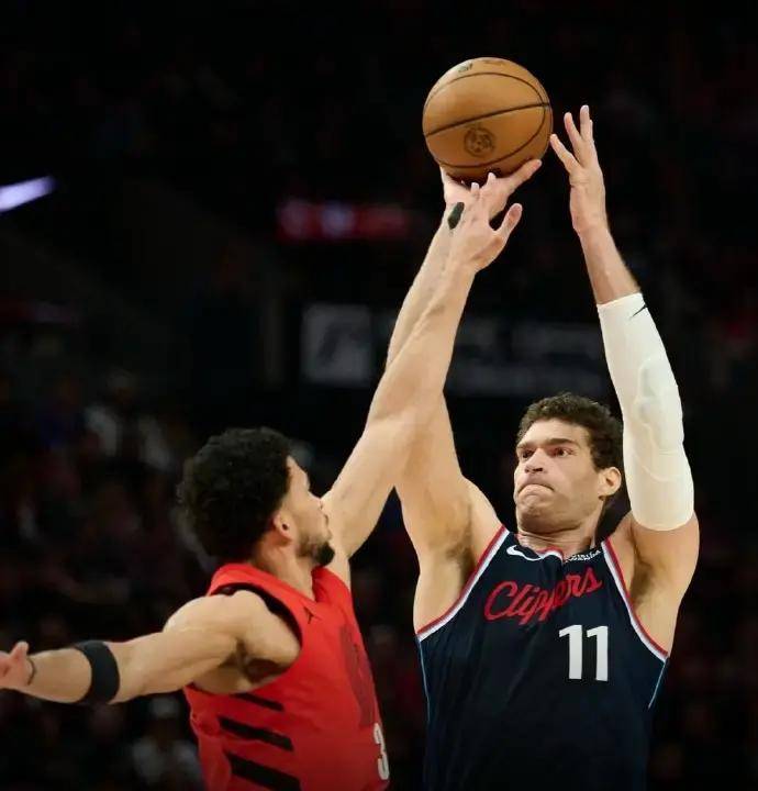 “叫扬叔 - 全网最会整活的苏超球迷  足