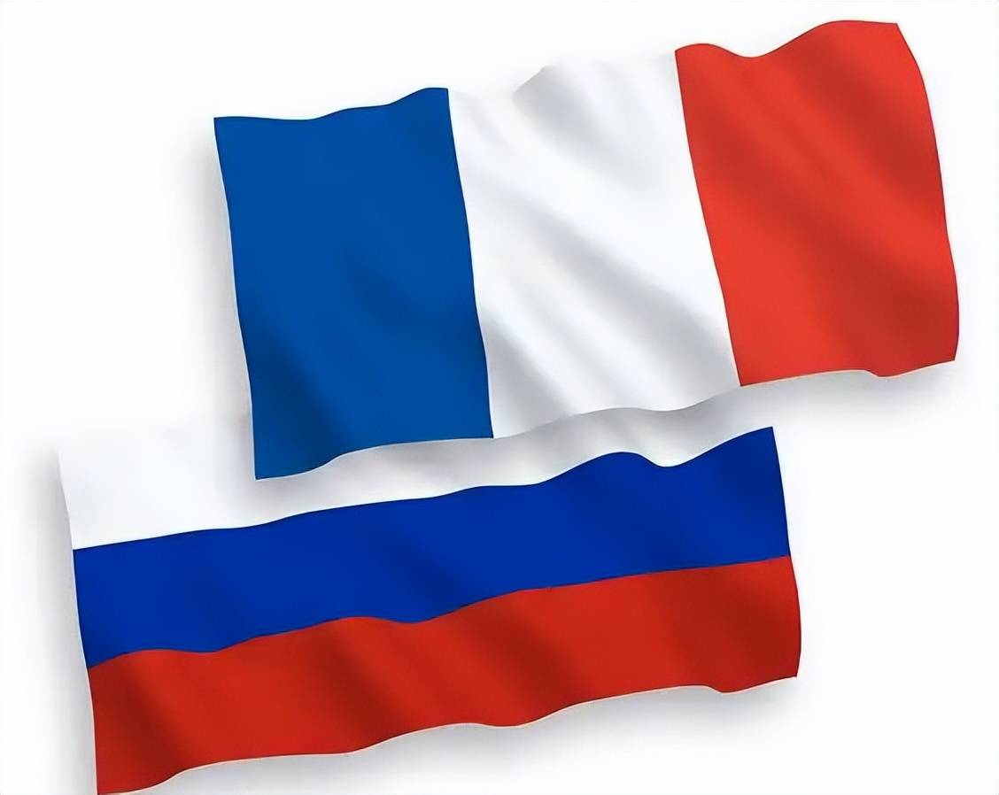 法国造新航母，耗资百亿对标福建舰，但有一问题，电弹找谁买？