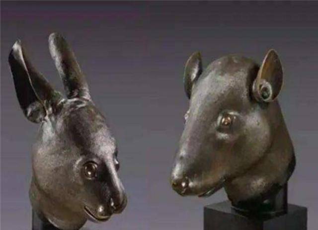 “他拍下27亿兽首无偿归还给中国后来才知道