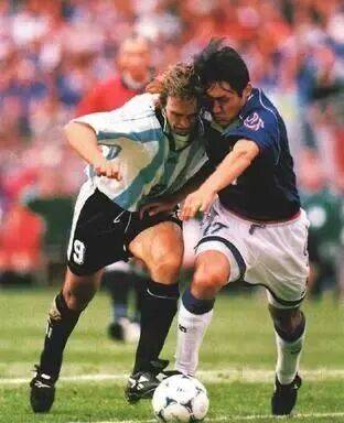 世界杯直播在线观看——高清足球直播平台推荐世界杯历史上有4个球队与日韩伊沙都交过手2026年将出现第5个