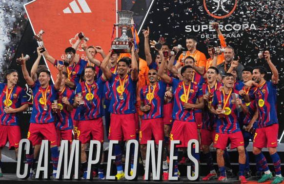 西班牙足球甲级联赛巴萨逆袭皇马西超杯决赛再创辉煌！