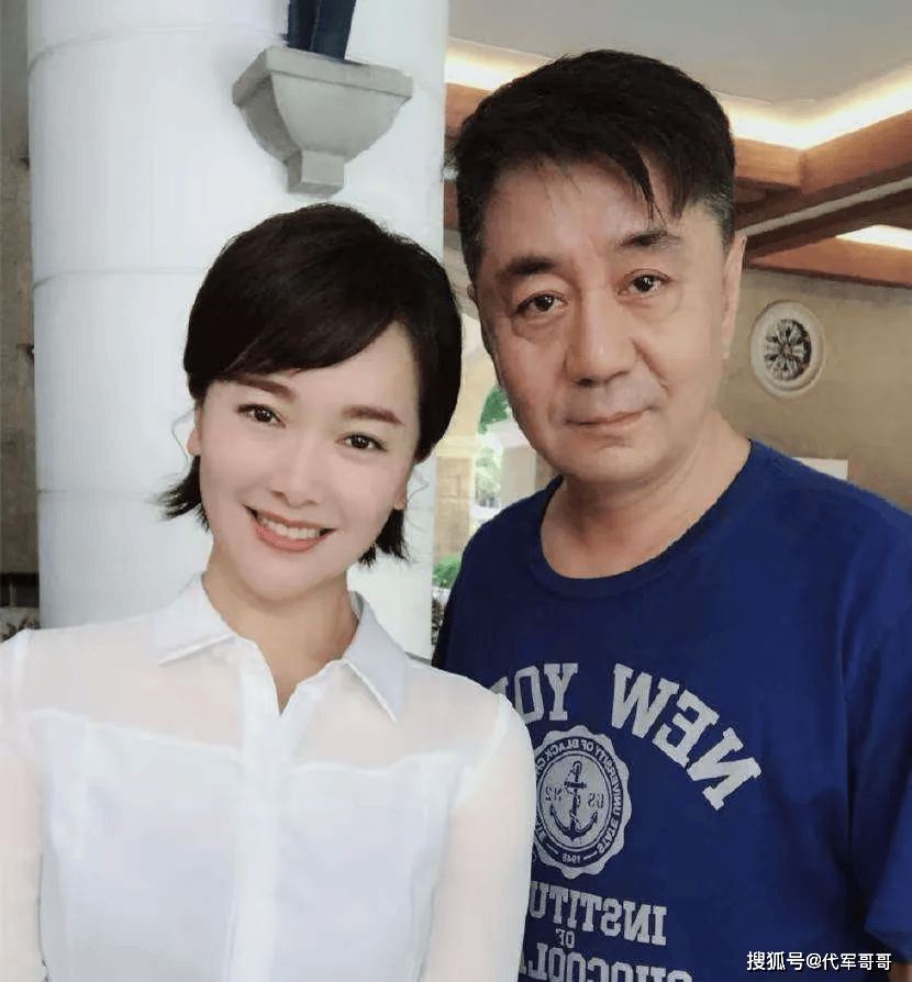 48岁左小青近况曝光!曾嫁给大20岁富商,离婚后与女儿相依为命