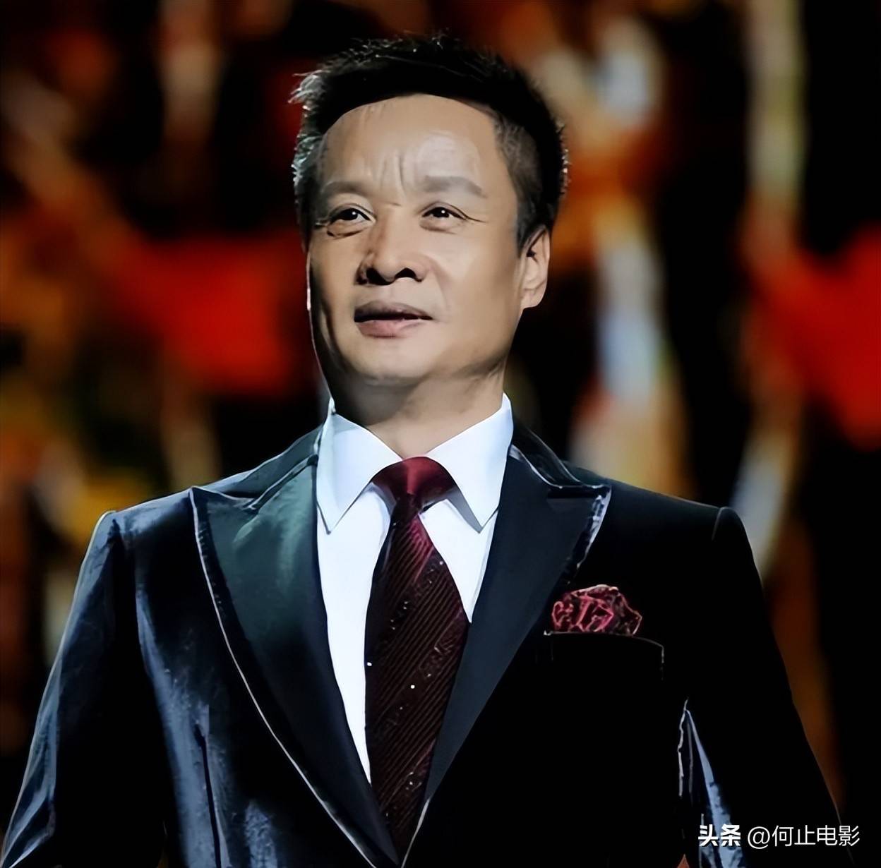 官媒点名，暴露68岁阎维文的真实处境，原来李双江一个字都没说错