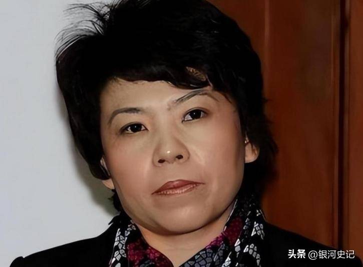 涉贪腐被带走、败光20亿、移民改国籍，邓亚萍身上的谣言太离谱