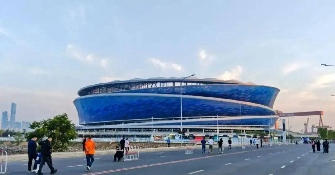 大连英博迟迟未官宣背后原因揭秘：球员待华体会- 华体会体育官网- 体育APP下载遇和收入仍在谈判中