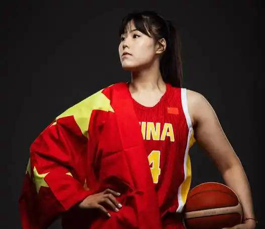 欧洲篮球联赛中文网__赛程比分+球队资讯+盘口分析李月汝迎来新身份向宫鲁鸣集训计划发声李梦携手支持篮协期待变革