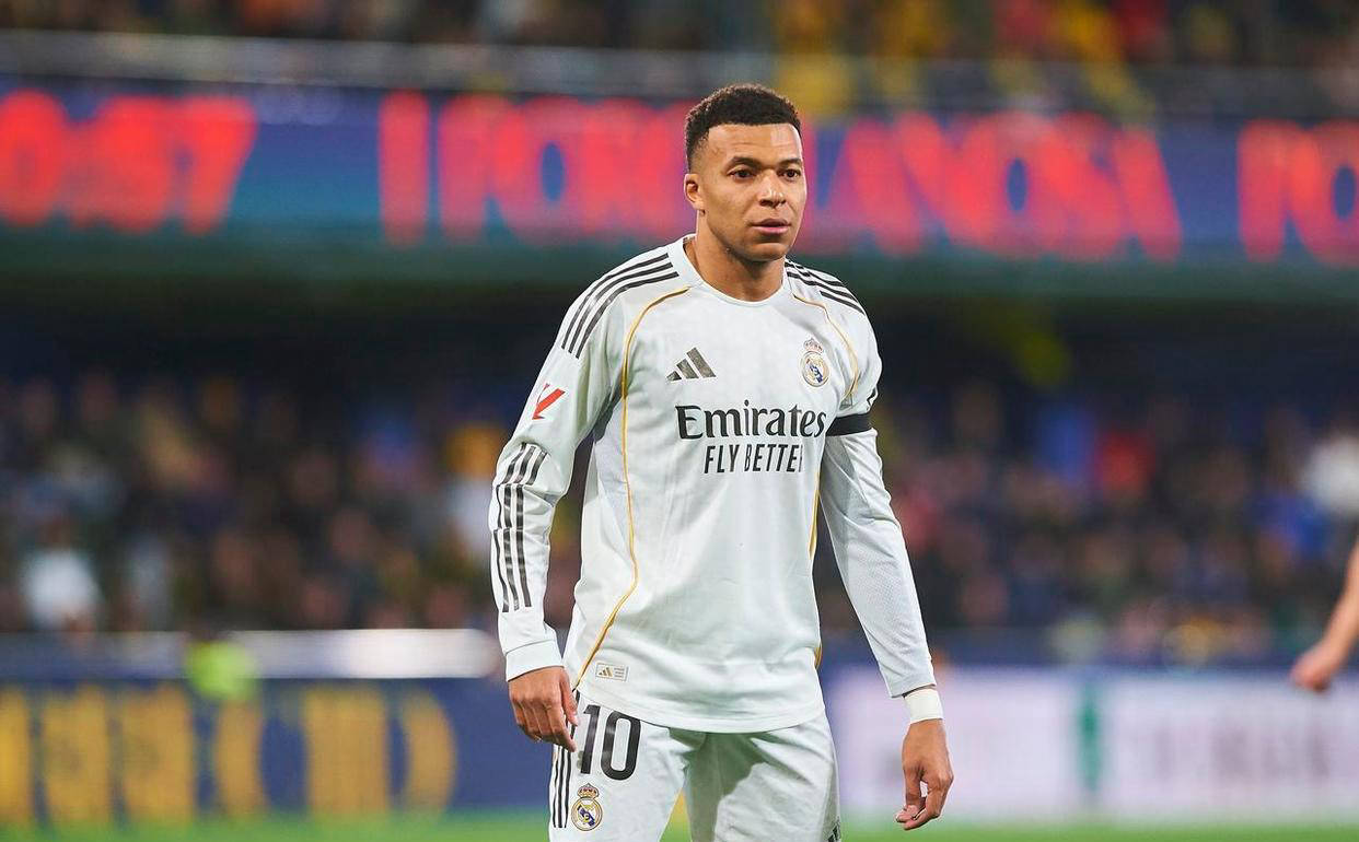 西甲最新西班牙足球甲级联赛积分榜解析：皇马2-0取胜巴萨失去榜首位置