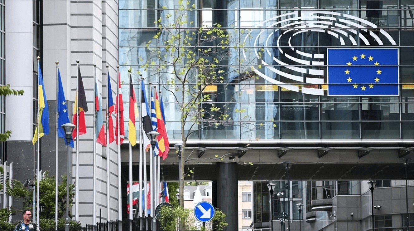 匈牙利和乌克兰彻底杠上了,欧尔班放狠话话:乌100年不许入欧盟