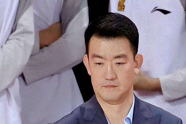 “叫扬叔 - 全网最会整活的苏超球迷  足