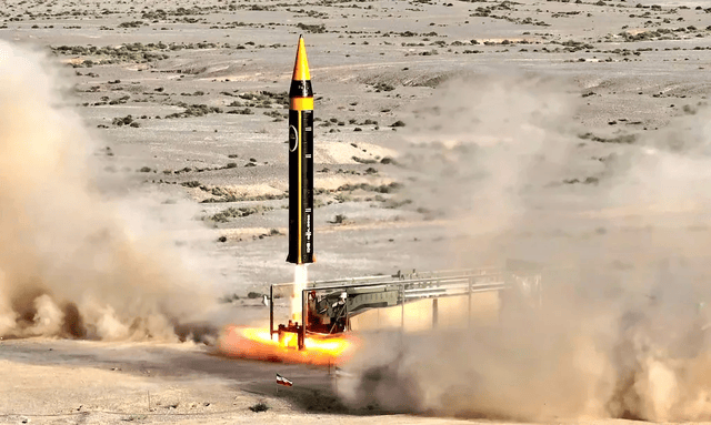 美国和伊朗谈判代表抵达阿曼！爆发战争的可能性却直线上升