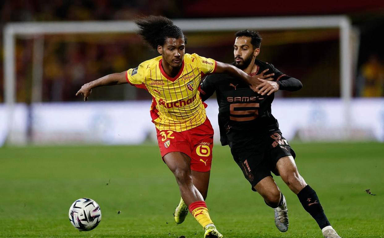 法甲最新积分榜变化显著：朗斯胜