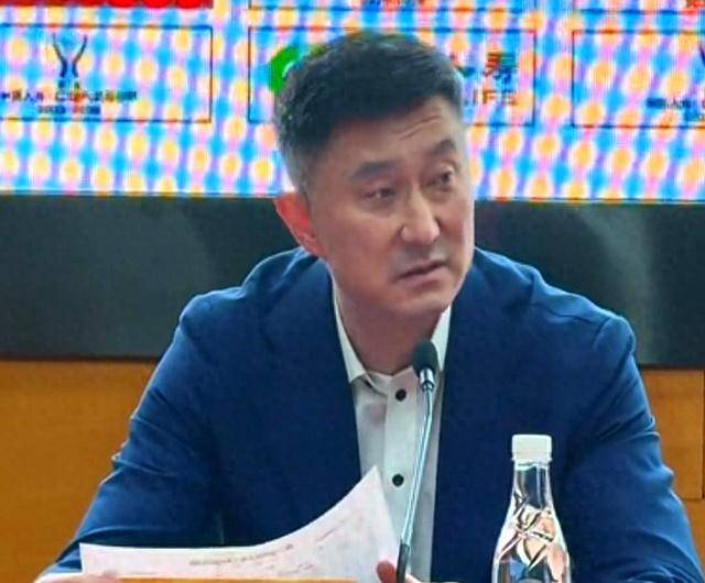 输上海发布会！赞赛区显高情商回应外援调整需等待麦考尔归来！叫扬叔 - 全网最会整活的苏超球迷  足球圈热梗收割机