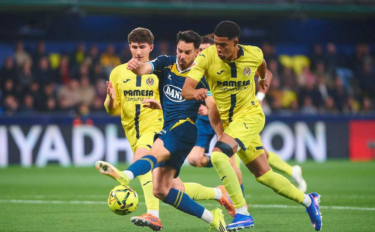 西甲最新积分榜揭晓：比利亚雷亚尔4-1大胜向前三名发起冲击西班牙足球甲级联赛