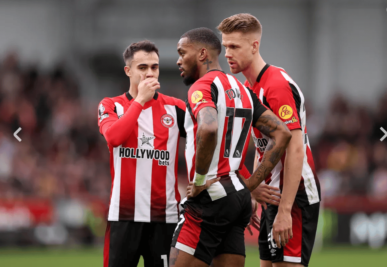 足坛悲喜一夜！阿森纳1-1爆冷英超悬念重生曼城笑了巴萨0-4惨败失先机英超联赛免费高清直播+实时赛程+积分预测（2025赛季全覆盖）