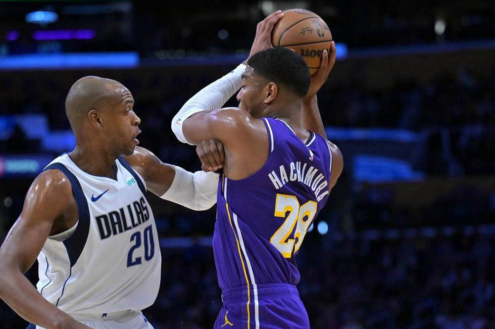 詹姆斯28+10+12创历史纪录赛后言论成焦点湖人稳固西部前列雨燕直播- NBA直播- 足球世界杯 LIVE