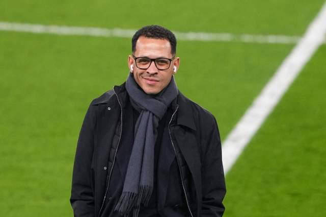 英超积分榜揭晓曼联底蕴深厚阿森纳四线作战显骄人势头英超联赛免费高清直播+实时赛程+积分预测（2025赛季全覆盖）