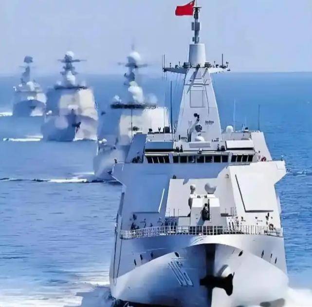 8艘055大驱有多猛？一旦火力全开，能否击沉美军航母编队？