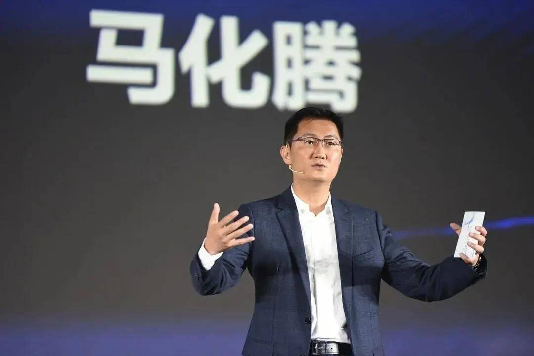 烧光10个亿后，腾讯元宝下载暴跌