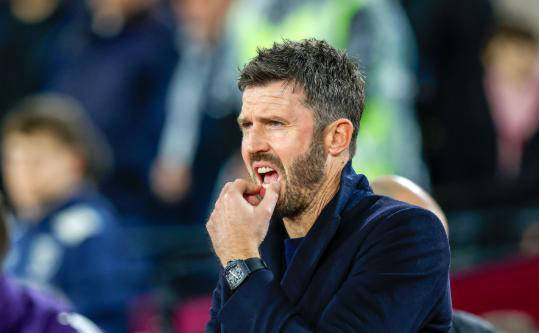 英超名宿断言曼联欧冠席位“基本锁定”！红魔重返巅峰只差一步之遥？英超联赛免费高清直播+实时赛程+积分预测（2025赛季全覆盖）