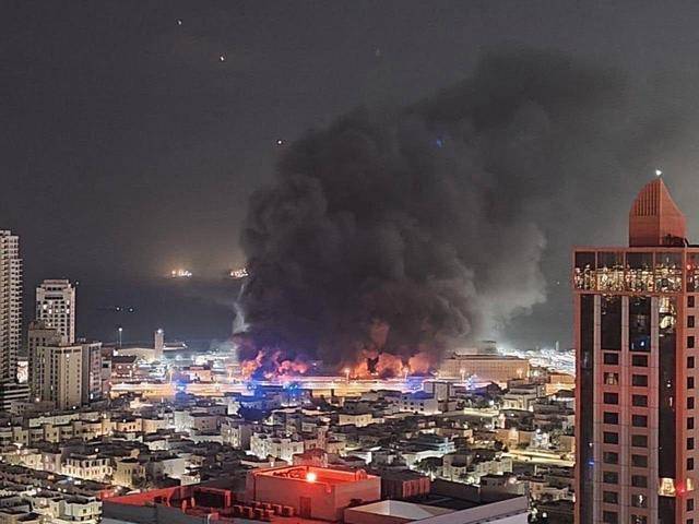 伊朗外长终于反思:不该轻信美以,两次都是谈判时遇袭,是非常痛苦的经历