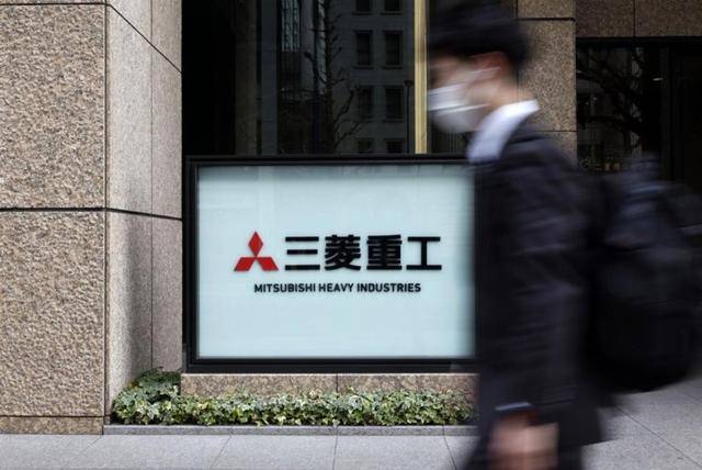 中方拒不取消禁令,日本学者已经看出问题所在,奉劝高市早苗切勿修宪