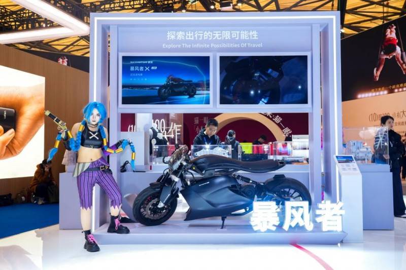 首驱科技携全球首款具身化智能出行产品亮相AWE2026全维首创技术定义智能出行新标杆(图4)