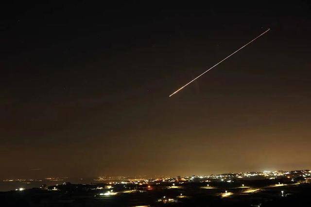 伊朗被打醒了，美伊战争第18天！伊外长说战争必须以“不再重演”的方式结束