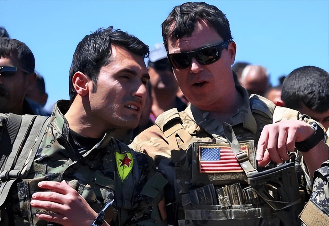 特朗普承认被“黑吃黑”!大批美国军火半路失踪,被点名的库尔德立马否认