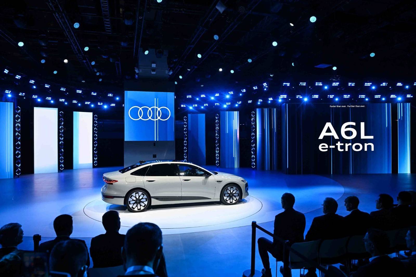 千兆以太网与五域智控一汽奥迪A6Le-tron上市开启豪华纯电算力时代(图1)