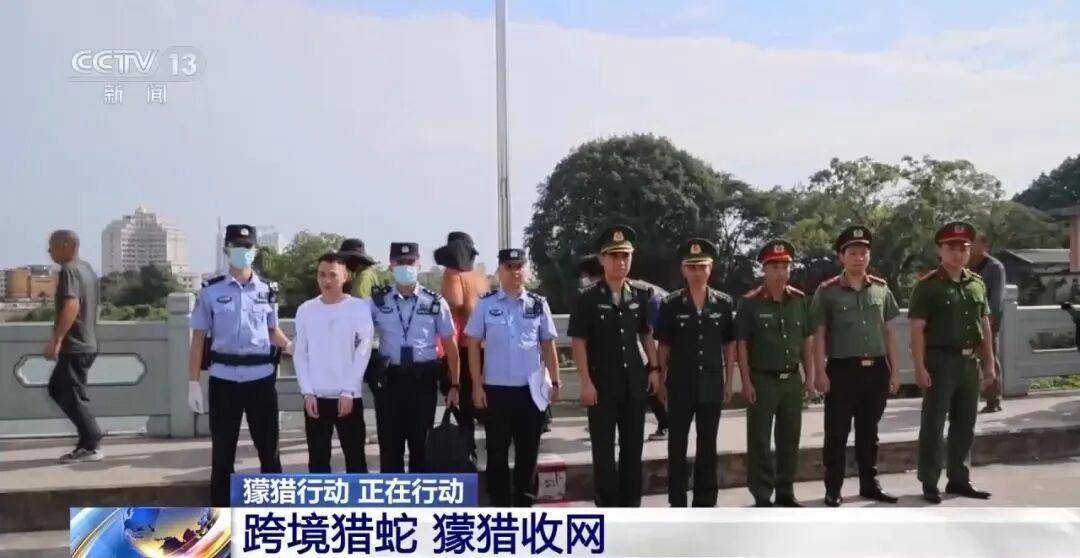 央视披露特大偷渡案细节：长沙一重点中学高三学生被抓，微信里零钱超20万元……