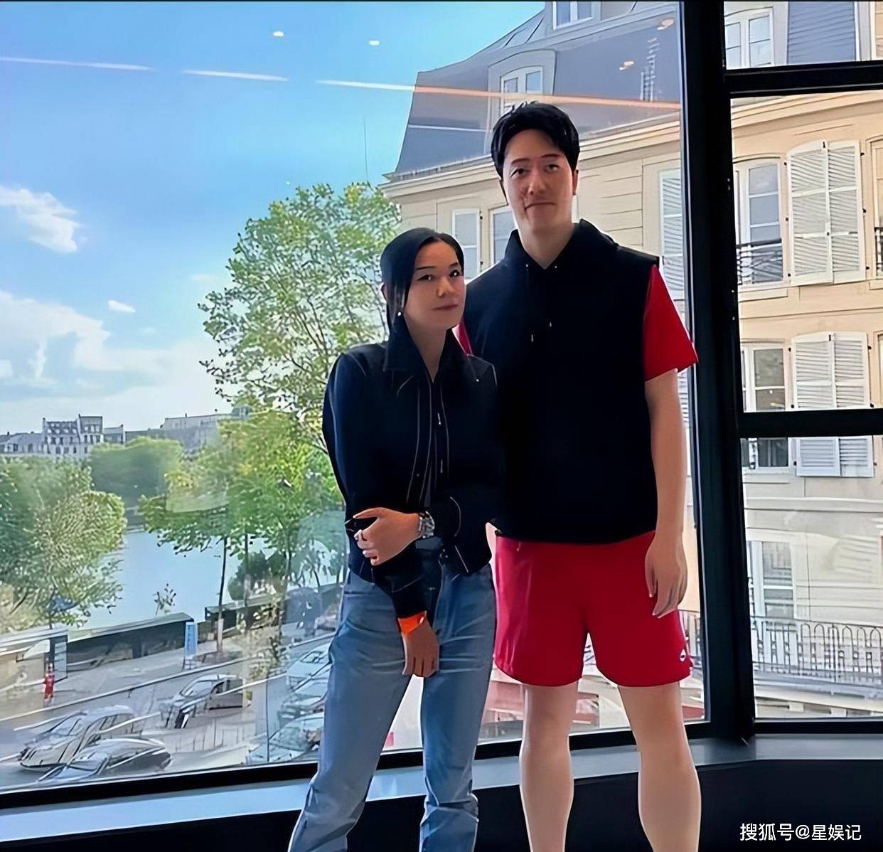 和刘翔复合后定居上海身家数亿十年选择丁克把宠物狗视若己出