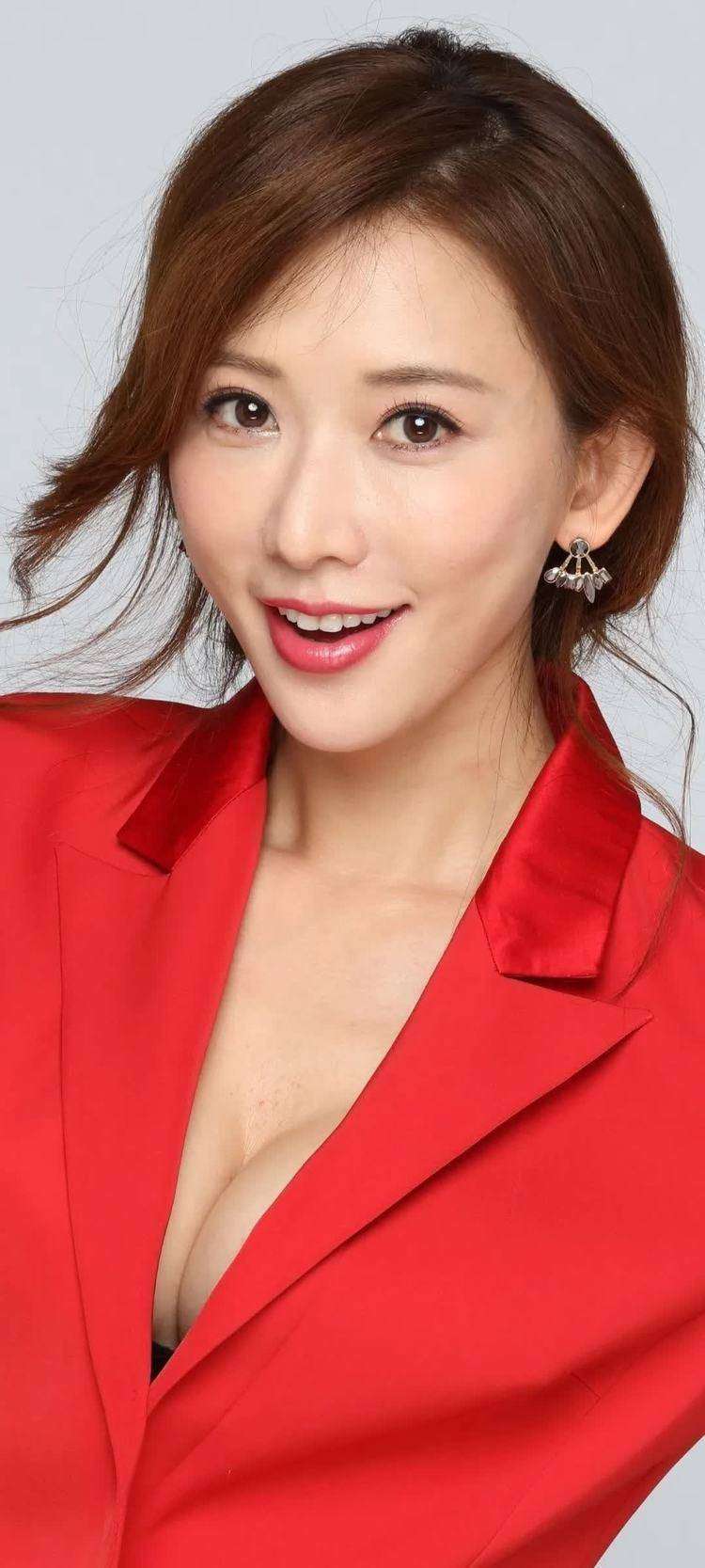 林志玲彻底塌房！20年国民好感一朝清零陈冠希10年前骂她太假竟成预言全网沉默