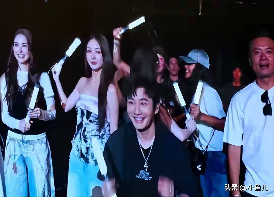 杨颖也没想到离婚4年前夫黄晓明把自己又推上了“风口浪尖”