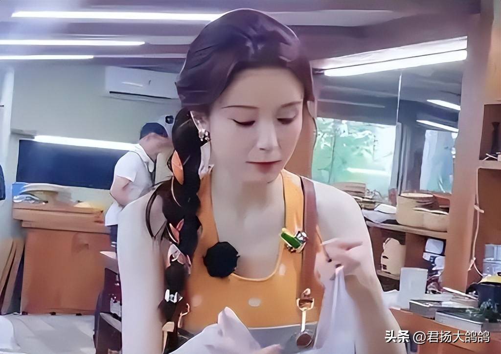 戏子误国！7月刚过半就有4位明星接连塌房一个比一个难堪-第3张图片-