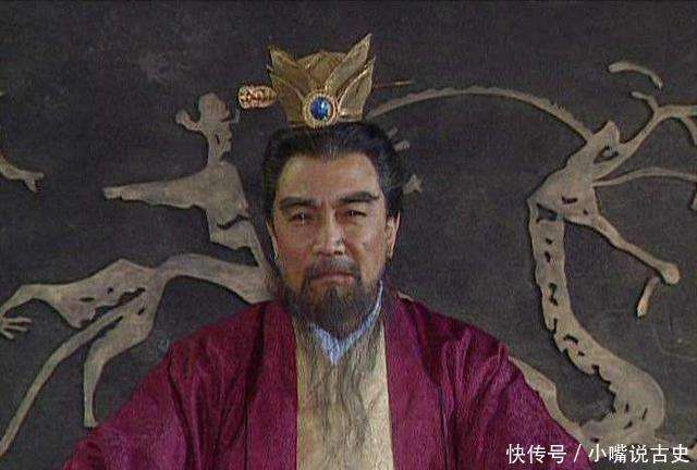 
        曹丕独立称帝，为何汉朝众臣不转投刘备？