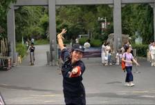 火出圈！合肥49岁女保安走红，执勤间隙跳拉丁舞，网友纷纷点赞