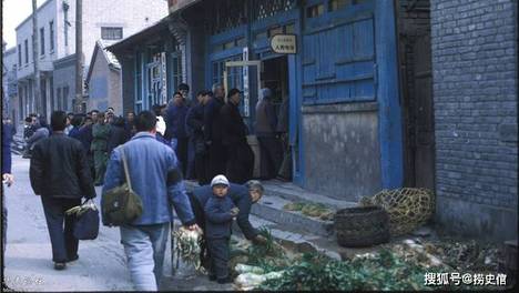 陈奕迅摔倒