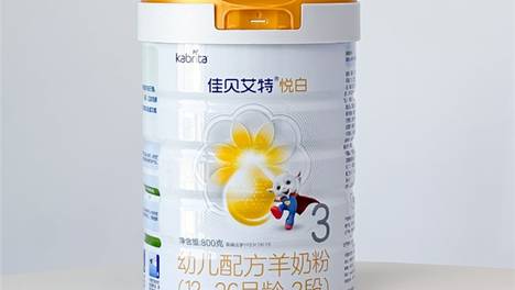 小分子好吸收消化的奶粉，选天然派还是科技派？