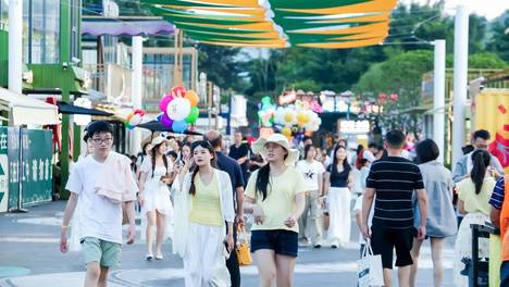 赖茅品牌活动落地兴义万峰林 助推贵州文旅消费新升级