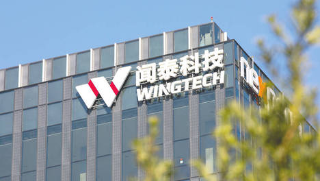 陈冠希经纪人回应飞机争执