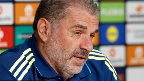 肖战说藏海传海报上的眼神是抓拍的