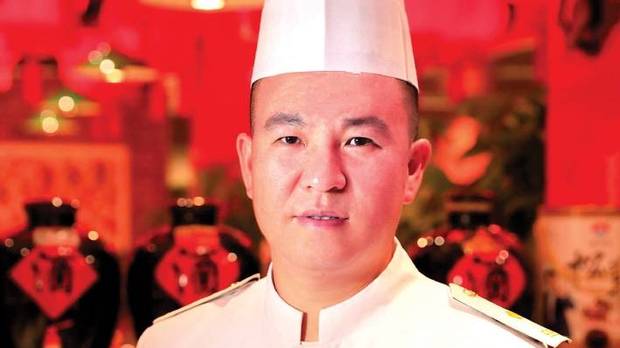 女童回家被陌生男子拖进小巷