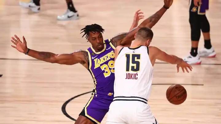 前nba球员霍华德爆料,被湖人解雇是因为指责詹皇不防守,你相信吗?