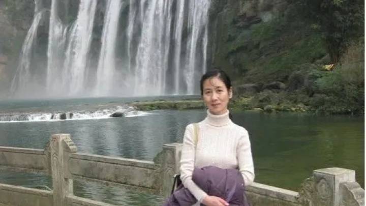 高调简介刷屏!西工大这位女教授火了,是实至名归吗?