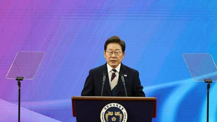 韩国总统李在明执政首月支持率为65%,你对他的表现满意吗?